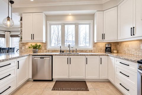 Photo 9 at 38 Camelot Square, Shore, Barrie