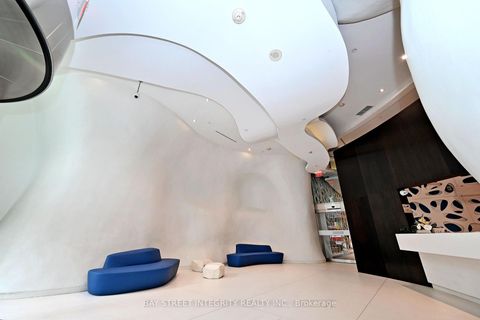 Photo 4 at 1512 - 1 Bloor Street E, Yonge Corridor, Toronto