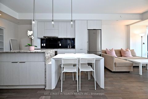 Photo 11 at 1512 - 1 Bloor Street E, Yonge Corridor, Toronto