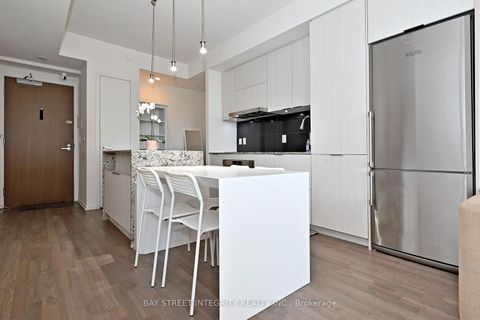 Photo 15 at 1512 - 1 Bloor Street E, Yonge Corridor, Toronto