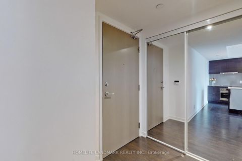 Photo 1 at 3405 - 100 Harbour Street, Waterfront Communities C1, Toronto