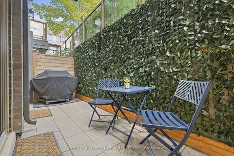 Photo 14 at 102 - 3 Applewood Lane, Etobicoke West Mall, Toronto