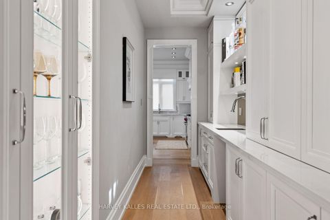 Photo 5 at 523 Vesta Drive, Forest Hill South, Toronto