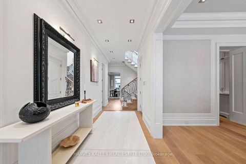 Photo 6 at 523 Vesta Drive, Forest Hill South, Toronto