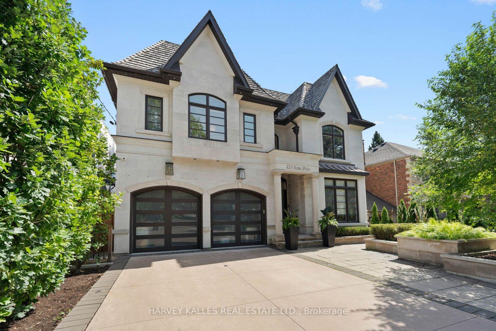 523 Vesta Drive, Forest Hill South, Toronto by Loree Meneguzzi Real Estate 523 Vesta Drive, Forest Hill South, Toronto