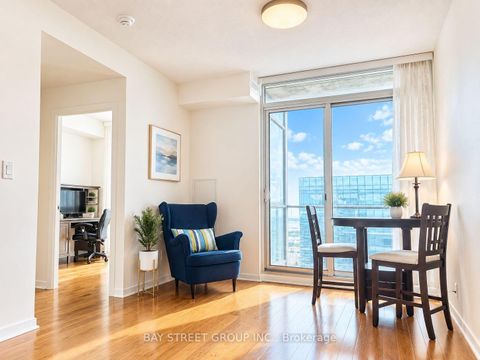 Photo 4 at 4602 - 65 Bremner Boulevard, Waterfront Communities C1, Toronto
