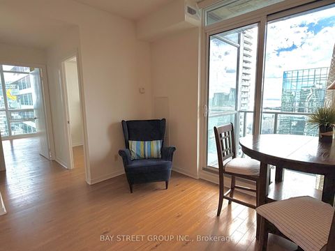 Photo 6 at 4602 - 65 Bremner Boulevard, Waterfront Communities C1, Toronto