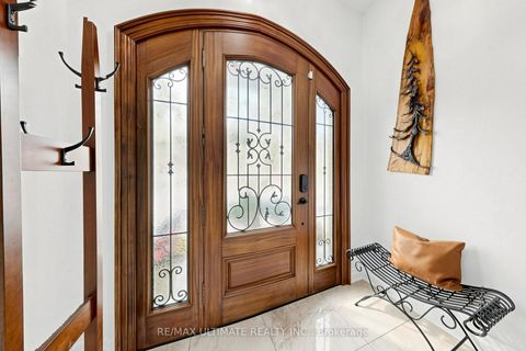 Photo 6 at 25 Bellehaven Crescent, Scarborough Village, Toronto
