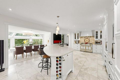 Photo 9 at 25 Bellehaven Crescent, Scarborough Village, Toronto