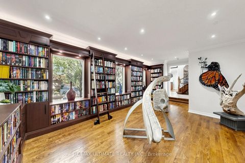 Photo 12 at 25 Bellehaven Crescent, Scarborough Village, Toronto