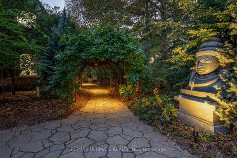 Photo 38 at 25 Bellehaven Crescent, Scarborough Village, Toronto