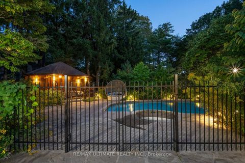 Photo 44 at 25 Bellehaven Crescent, Scarborough Village, Toronto