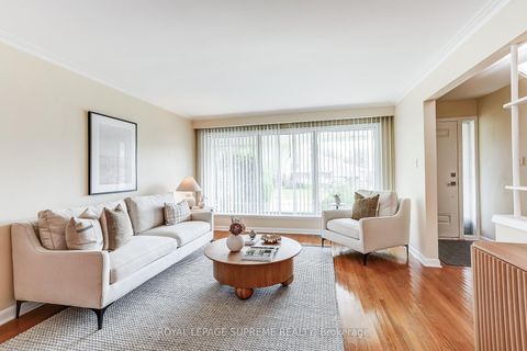 Photo 9 at 100 Summitcrest Drive, Richview, Toronto