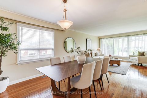 Photo 13 at 100 Summitcrest Drive, Richview, Toronto
