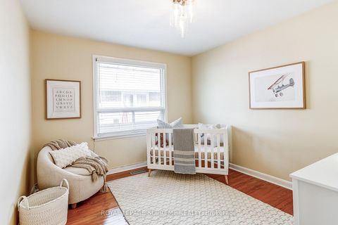 Photo 19 at 100 Summitcrest Drive, Richview, Toronto