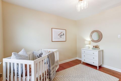 Photo 20 at 100 Summitcrest Drive, Richview, Toronto