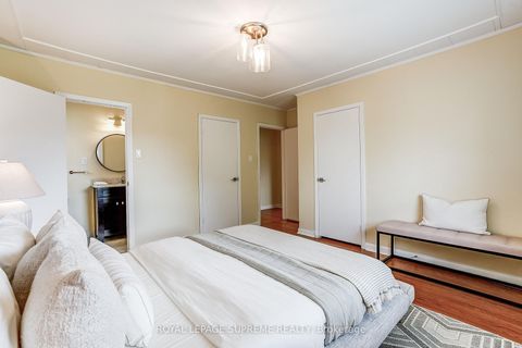 Photo 23 at 100 Summitcrest Drive, Richview, Toronto