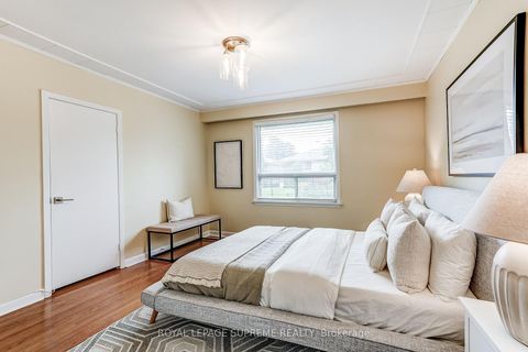 Photo 24 at 100 Summitcrest Drive, Richview, Toronto
