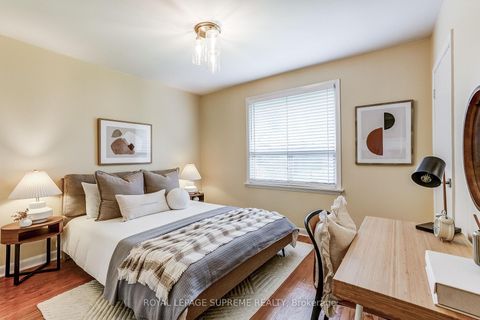 Photo 28 at 100 Summitcrest Drive, Richview, Toronto