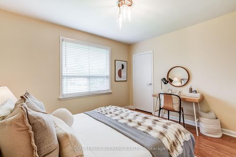 Photo 29 at 100 Summitcrest Drive, Richview, Toronto