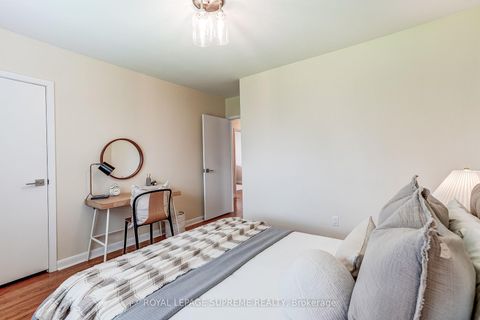 Photo 30 at 100 Summitcrest Drive, Richview, Toronto
