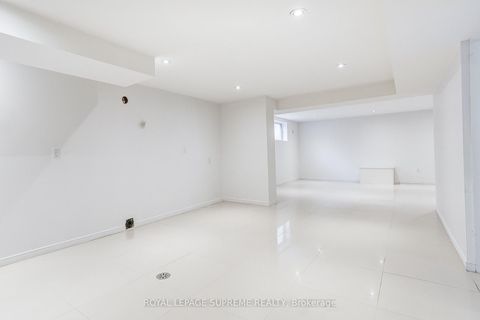 Photo 34 at 100 Summitcrest Drive, Richview, Toronto