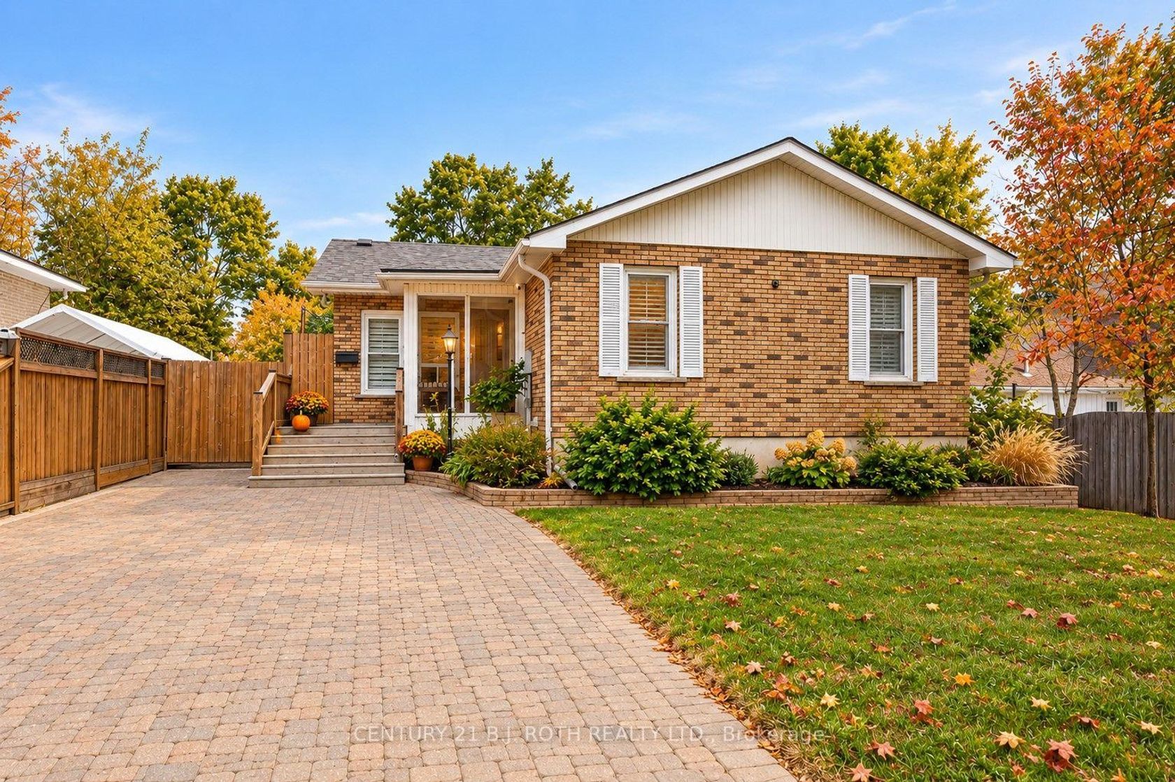 7 WESLEY Street, Sunnidale, Barrie photo number 2