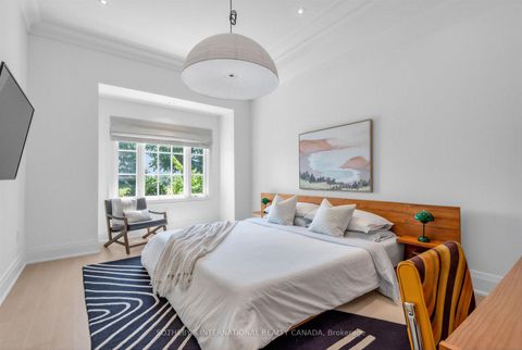 Photo 14 at TH1 - 288 St Clair Avenue W, Forest Hill South, Toronto