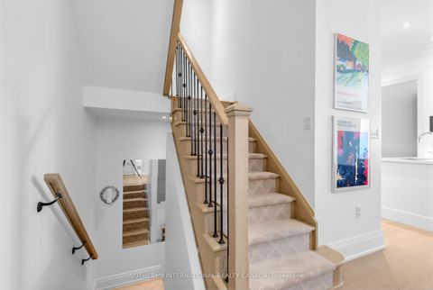 Photo 15 at TH1 - 288 St Clair Avenue W, Forest Hill South, Toronto