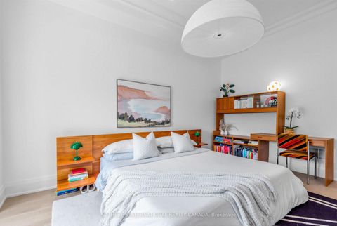 Photo 17 at TH1 - 288 St Clair Avenue W, Forest Hill South, Toronto