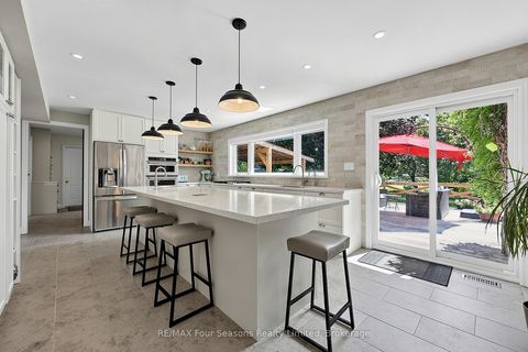 Photo 1 at 7551 36/37 Nottawasaga Side Road E, Nottawa, Clearview