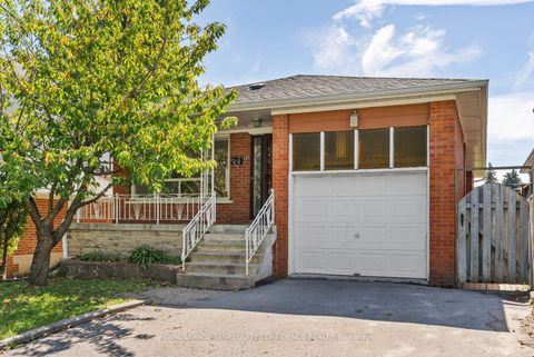 Photo 2 at 265 Horsham Avenue, Willowdale West, Toronto