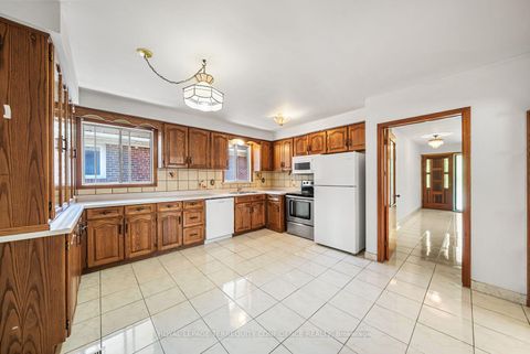 Photo 7 at 265 Horsham Avenue, Willowdale West, Toronto