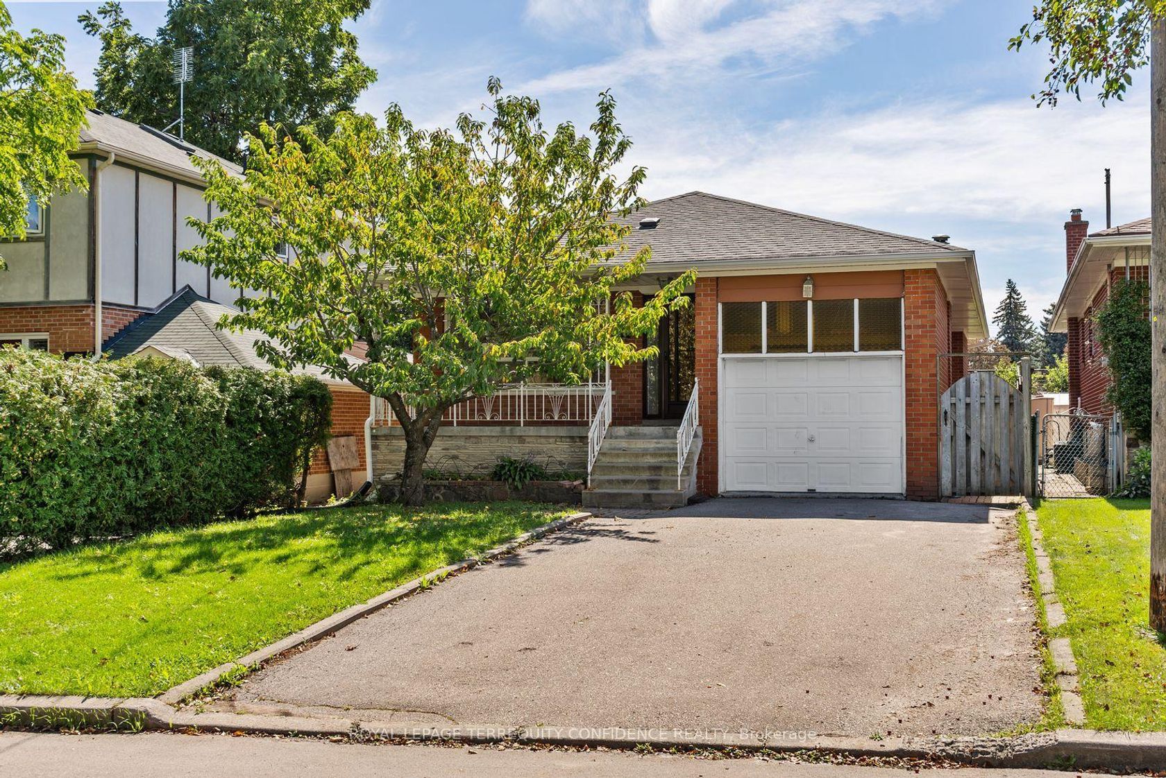 265 Horsham Avenue, Willowdale West, Toronto photo number 2