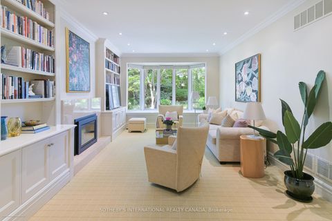 Photo 10 at 186 Rosedale Heights Drive, Moore Park, Toronto