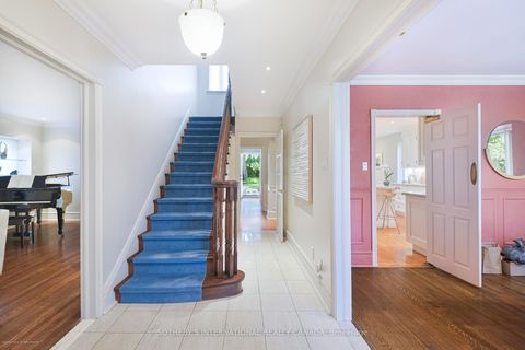 Photo 17 at 186 Rosedale Heights Drive, Moore Park, Toronto
