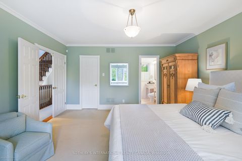 Photo 18 at 186 Rosedale Heights Drive, Moore Park, Toronto
