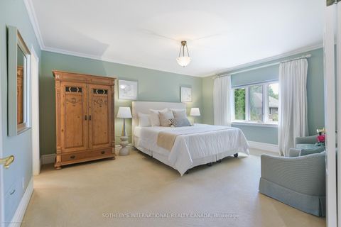 Photo 19 at 186 Rosedale Heights Drive, Moore Park, Toronto