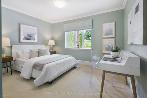 Photo 23 at 186 Rosedale Heights Drive, Moore Park, Toronto