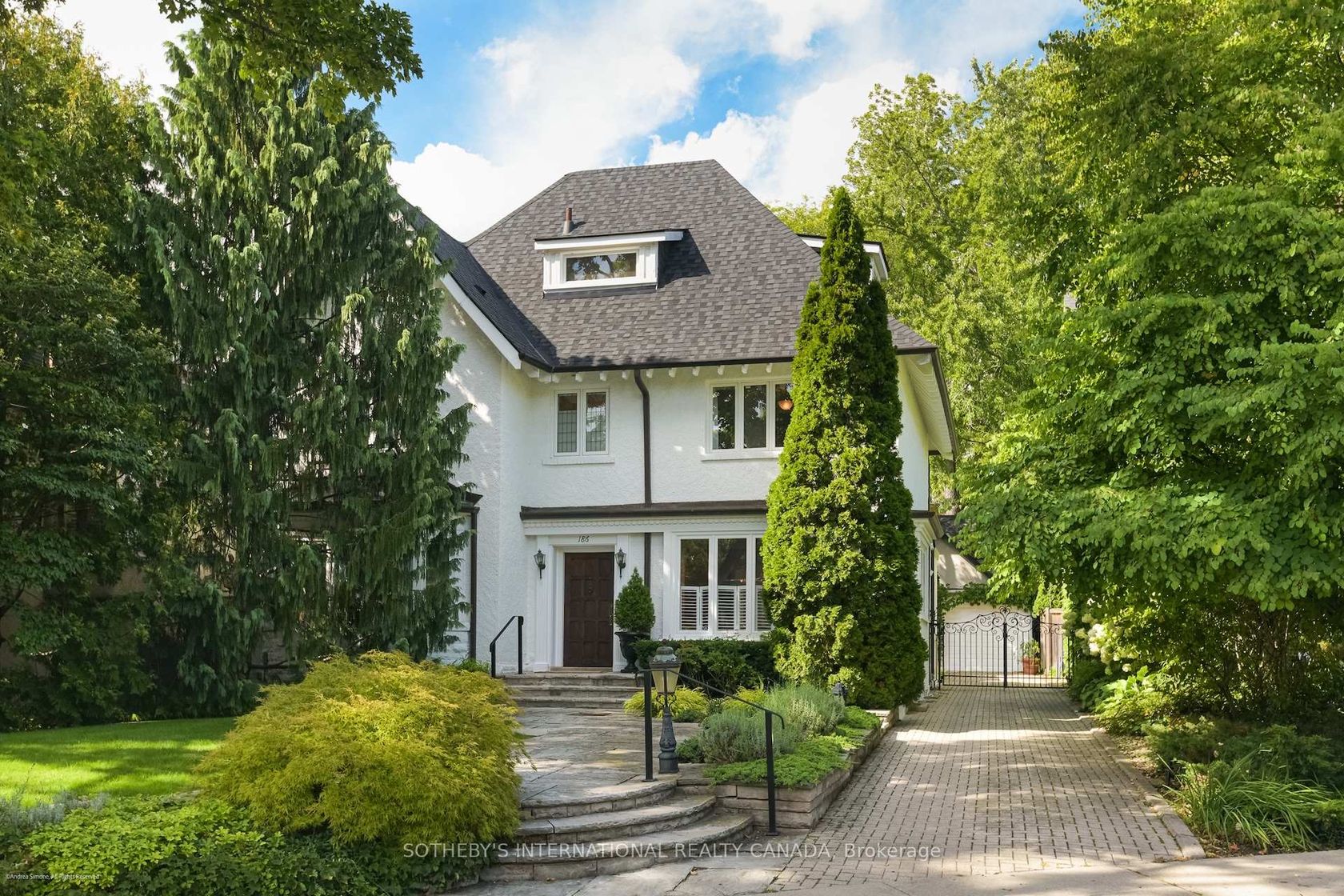186 Rosedale Heights Drive, Moore Park, Toronto photo number 2