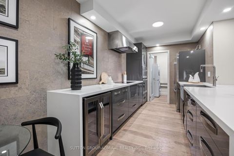 Photo 16 at 206 - 350 Lonsdale Road, Forest Hill South, Toronto