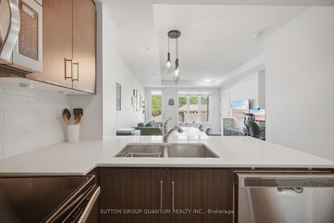 Photo 10 at 5 - 145 Long Branch Avenue NW, Long Branch, Toronto