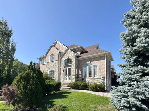 Photo 1 at 2 Redmond Drive, Patterson, Vaughan