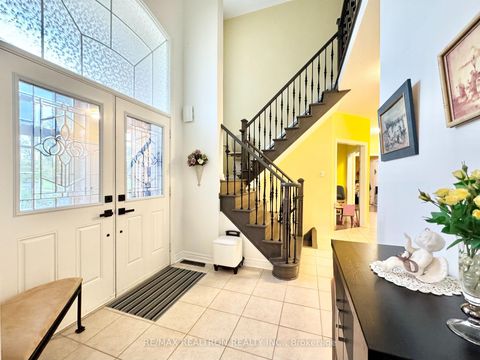 Photo 2 at 2 Redmond Drive, Patterson, Vaughan