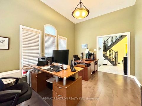 Photo 6 at 2 Redmond Drive, Patterson, Vaughan