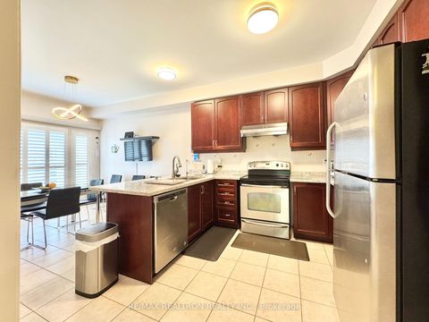 Photo 7 at 2 Redmond Drive, Patterson, Vaughan