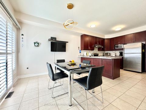 Photo 9 at 2 Redmond Drive, Patterson, Vaughan