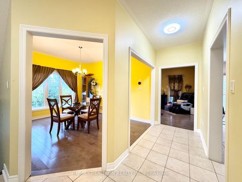 Photo 16 at 2 Redmond Drive, Patterson, Vaughan