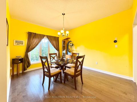 Photo 18 at 2 Redmond Drive, Patterson, Vaughan