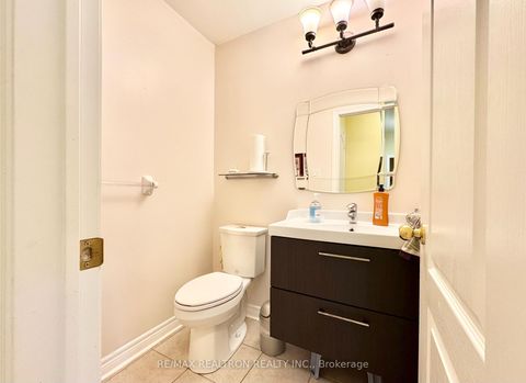 Photo 20 at 2 Redmond Drive, Patterson, Vaughan
